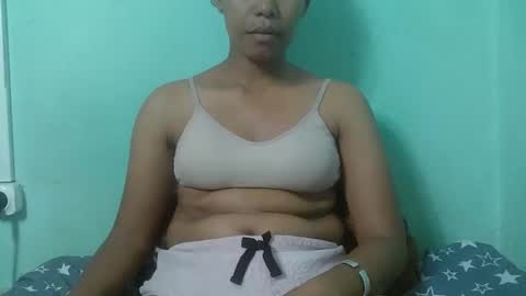 noellah online show from December 2025 08:05:01 PM