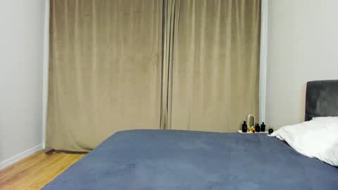 Noelle Natty online show from March 2026 08:03:01 PM