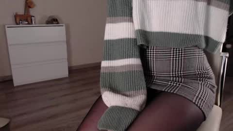 noelleneptune online show from December 2024 08:09:01 PM