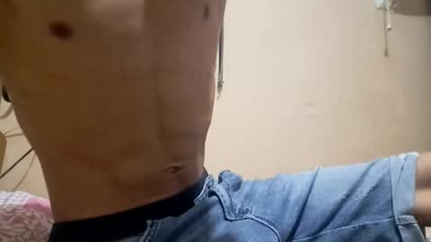 nofacebaby_ online show from October 2025 05:01:01 PM