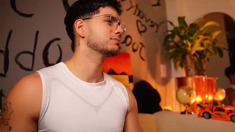 kevin online show from October 2025 09:48:02 PM