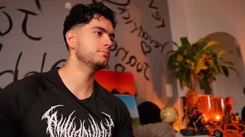 kevin online show from October 2025 05:47:02 PM