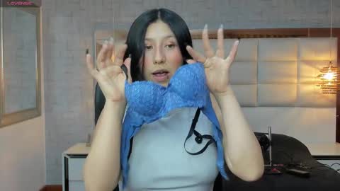  Nohemi   online show from September 2025 07:13:01 PM