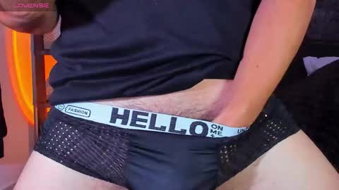 Nolan  online show from October 2025 07:36:02 PM