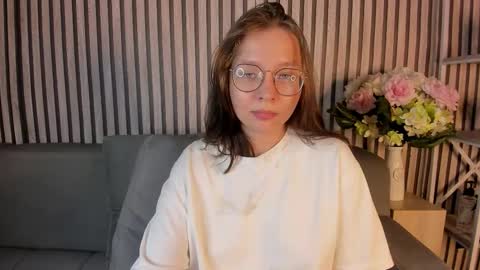 Snapshot of noora_moore chatting on September 2025 12:32:01 PM NOORA online show from September 2025 12:32:01 PM