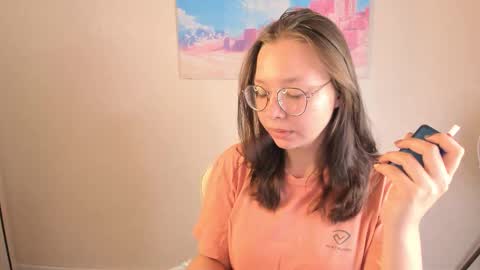 Snapshot of noora_moore chatting on October 2025 01:34:01 AM NOORA online show from October 2025 01:34:01 AM