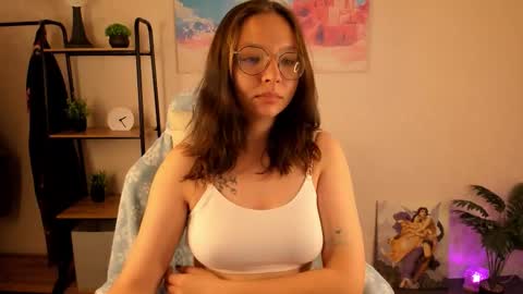 Snapshot of noora_moore chatting on October 2025 12:52:02 AM NOORA online show from October 2025 12:52:02 AM