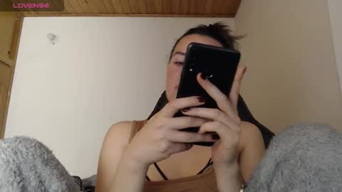 Snapshot of noreen_ chatting on November 2025 10:37:01 PM noreen_ online show from November 2025 10:37:01 PM