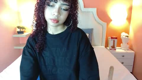 Snapshot of north_sweet_ chatting on February 2025 06:45:01 PM N O R T H online show from February 2025 06:45:01 PM