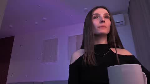 Hazel online show from January 2025 12:58:01 PM