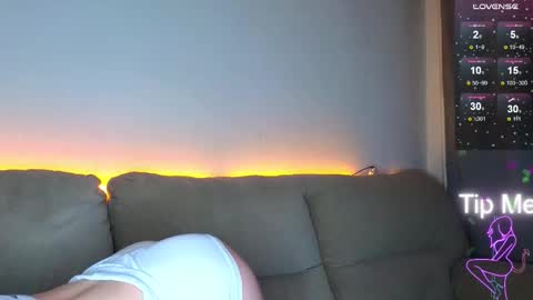 Hello My name is Helene NTMU  Finger up if u like what u see online show from March 2026 02:24:01 PM