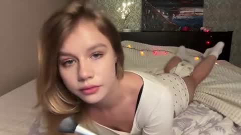 nothing_freya online show from August 2026 09:39:02 PM