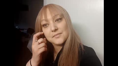 Snapshot of notouchmami chatting on October 2025 04:02:01 AM notouchmami online show from October 2025 04:02:01 AM