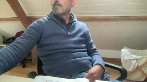 noux69 online show from October 2025 03:03:01 PM