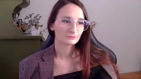 nova_mystic online show from October 2025 07:40:02 AM