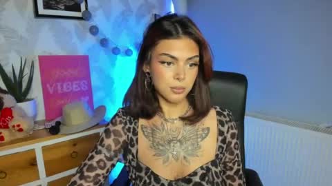 Snapshot of nova_sin chatting on June 2026 11:10:01 AM Nova online show from June 2026 11:10:01 AM
