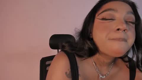 Snapshot of nova_swan chatting on March 2025 07:54:02 PM NOVA online show from March 2025 07:54:02 PM