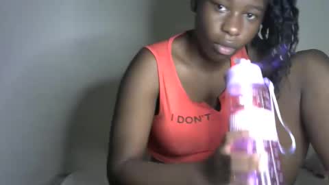 Snapshot of novaah chatting on November 2025 09:37:02 PM novaah online show from November 2025 09:37:02 PM