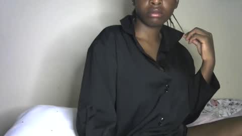 Snapshot of novaah chatting on November 2025 12:49:01 AM novaah online show from November 2025 12:49:01 AM