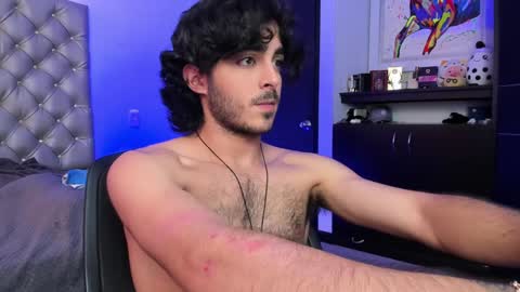 Snapshot of novacry chatting on December 2024 04:06:01 PM Nova online show from December 2024 04:06:01 PM