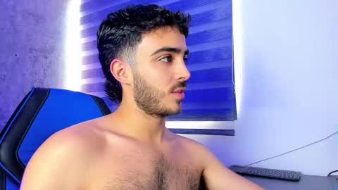 Snapshot of novacry chatting on December 2025 04:02:01 PM Nova online show from December 2025 04:02:01 PM