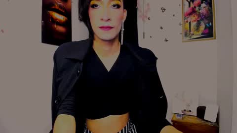 Snapshot of novanyx11 chatting on February 2025 01:55:01 AM Nova... online show from February 2025 01:55:01 AM