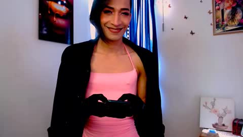 Snapshot of novanyx11 chatting on February 2025 07:52:01 PM Nova... online show from February 2025 07:52:01 PM