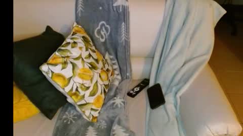 Snapshot of novaperotti chatting on September 2025 12:44:02 AM novaperotti online show from September 2025 12:44:02 AM