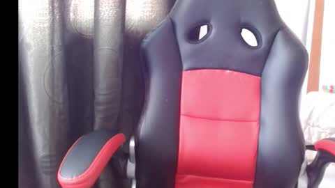 novaperotti online show from October 2025 09:02:01 PM