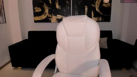 Nova online show from October 2025 07:12:02 PM