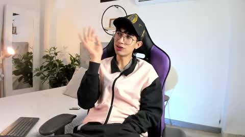 Nova online show from February 2025 03:56:02 AM