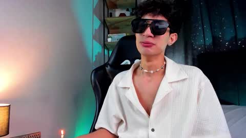 Nova online show from November 2025 03:12:02 PM