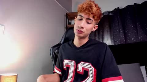 Nova online show from December 2025 07:11:02 PM