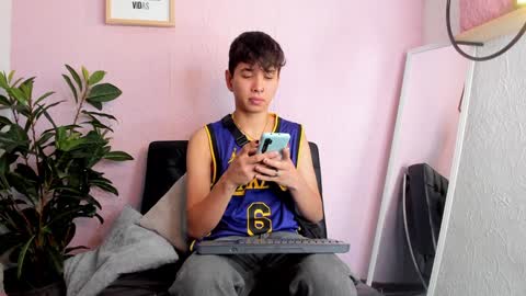 NovayBrian online show from January 2025 08:43:01 PM