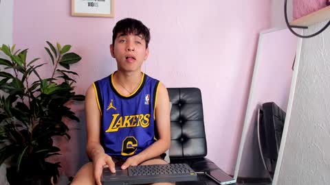 NovayBrian online show from January 2025 11:44:02 PM