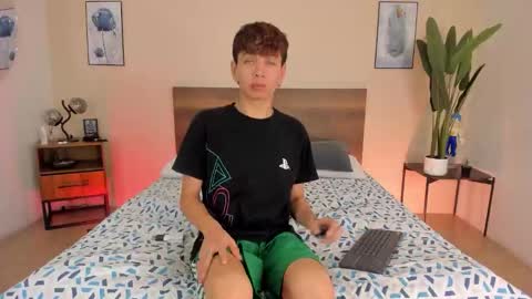 Snapshot of novaybrian chatting on September 2025 04:34:02 AM NovayBrian online show from September 2025 04:34:02 AM