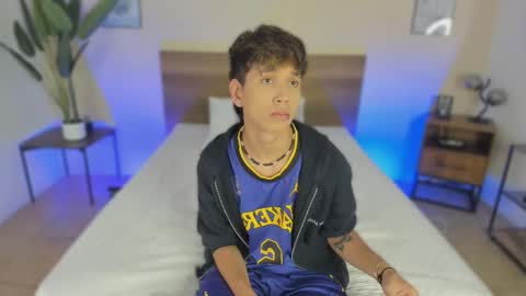 Snapshot of novaybrian chatting on November 2025 04:56:02 AM NovayBrian online show from November 2025 04:56:02 AM