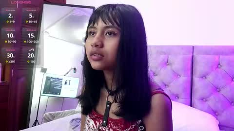 NubesNubladas online show from October 2025 03:45:01 AM