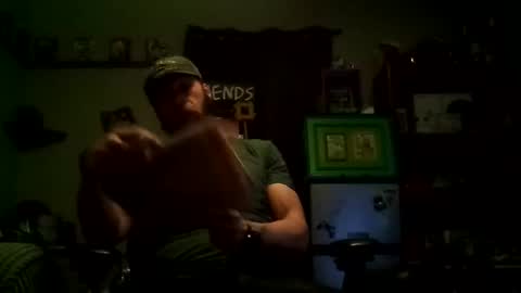 Awwwww Hey Sweetie Pies. Welcome To The Sweetie Pie Lounge. Enjoy The Dad-Cast. SweetCorny Fun-loving Dad Talk. online show from February 2025 07:07:02 AM