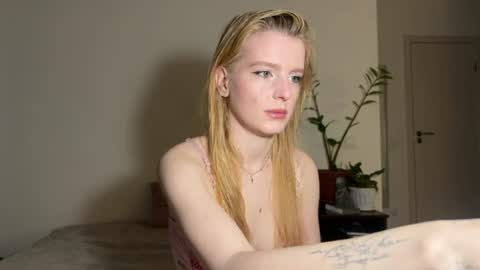 nura_foxx online show from June 2026 12:46:02 AM