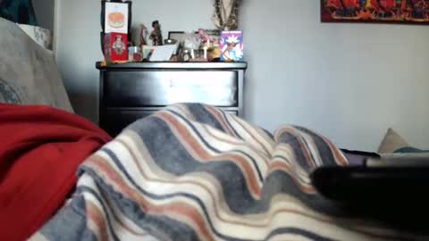 KN online show from February 2026 12:10:01 AM