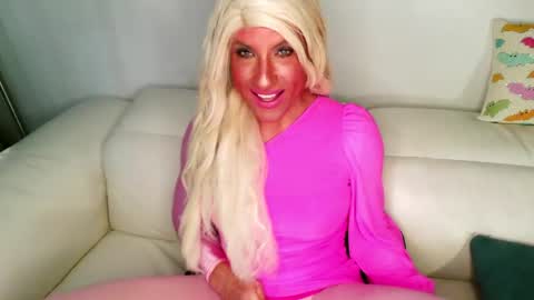 Snapshot of nylonbreanna chatting on October 2025 01:39:02 AM Breanna Rae online show from October 2025 01:39:02 AM