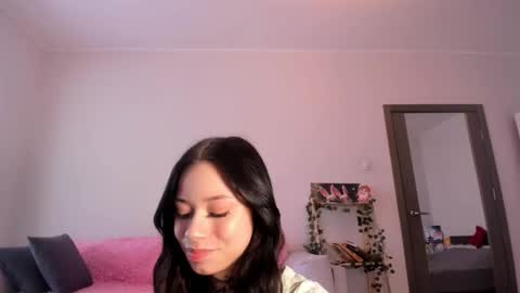 Snapshot of nymph_bliss chatting on February 2026 04:06:01 AM Nymph bliss online show from February 2026 04:06:01 AM