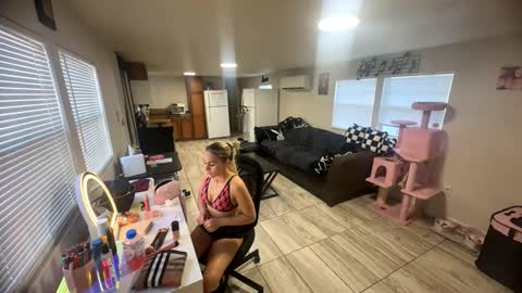 nymphomaticbaby online show from November 2025 10:21:02 PM