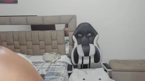 nyomi browm online show from January 2025 12:35:02 AM