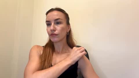 Snapshot of nyxelia_ chatting on October 2025 07:19:02 AM Anastasia online show from October 2025 07:19:02 AM