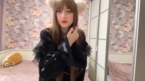 Mary online show from January 2026 12:42:02 PM