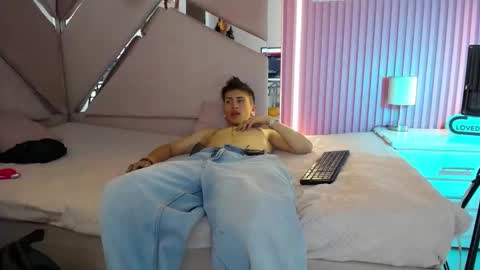 oblivionlove online show from December 2025 06:36:02 PM