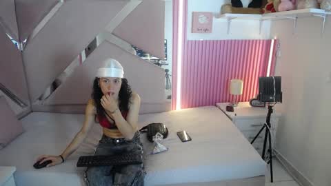Snapshot of oblivionlove chatting on May 2026 09:21:01 PM oblivionlove online show from May 2026 09:21:01 PM