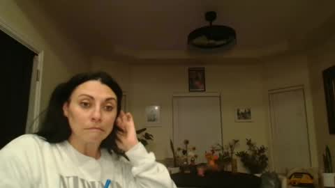 SimplyUs online show from October 2025 07:03:02 AM